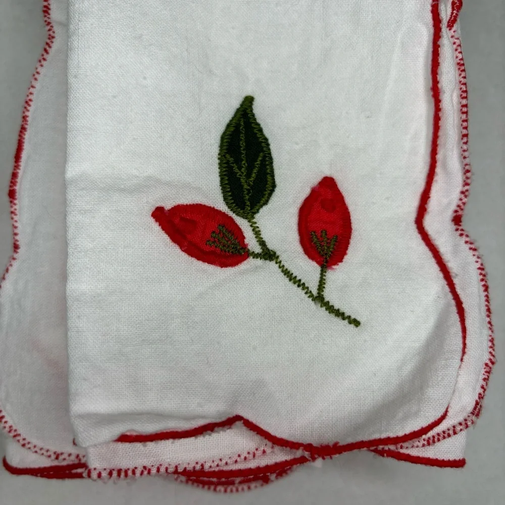 Vintage Napkins Embroidered Cloth White Red Rose Floral 4 Retro Holiday 50s Goth